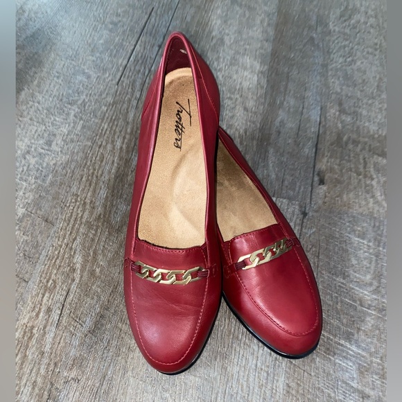 Trotters Sophisticated Slip-On Loafers - Anastasia - Picture 1 of 14